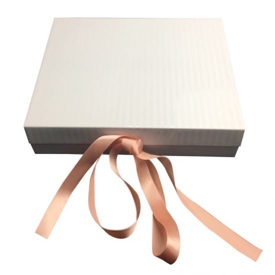 UV-coating Box with Ribbon Closure