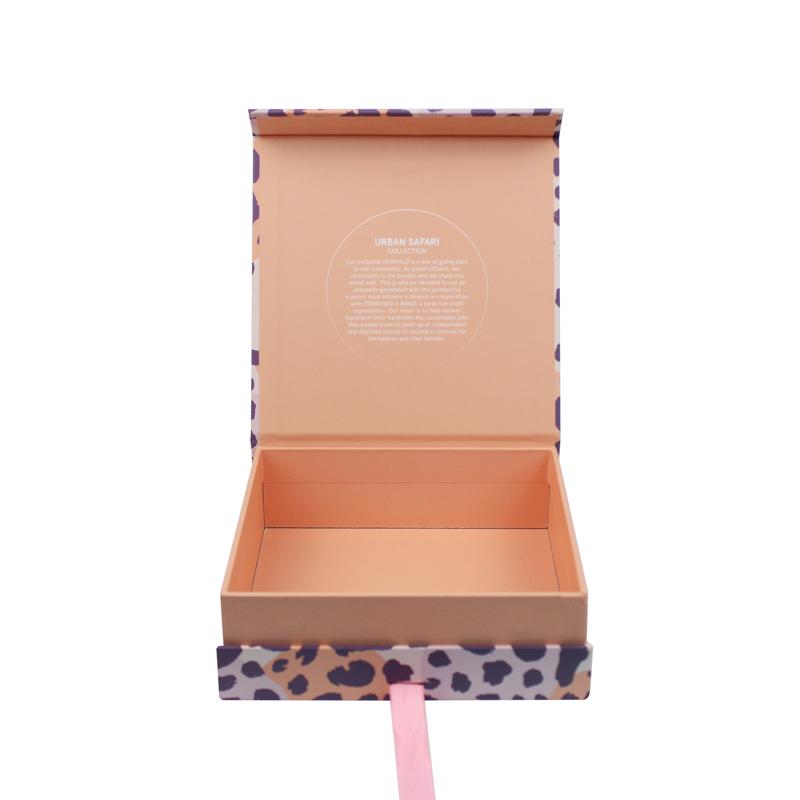 Magnetic Packaging Box With Ribbon
